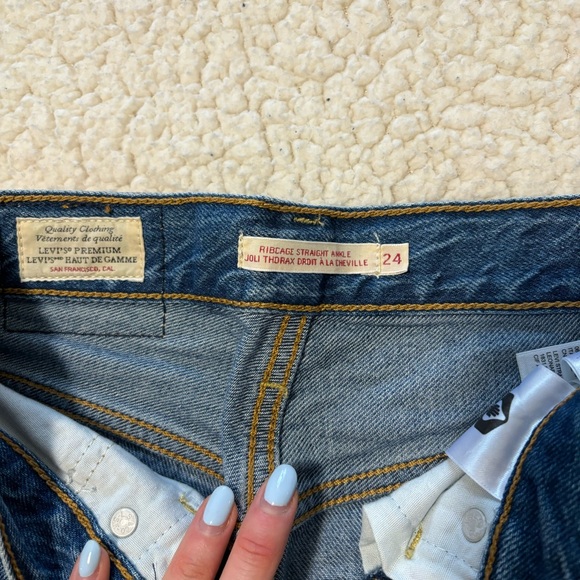 Levi’s Ribcage Straight Ankle - Picture 3 of 3
